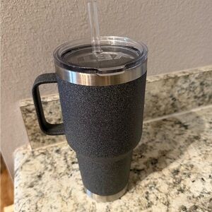 YETI Black Stone 35oz